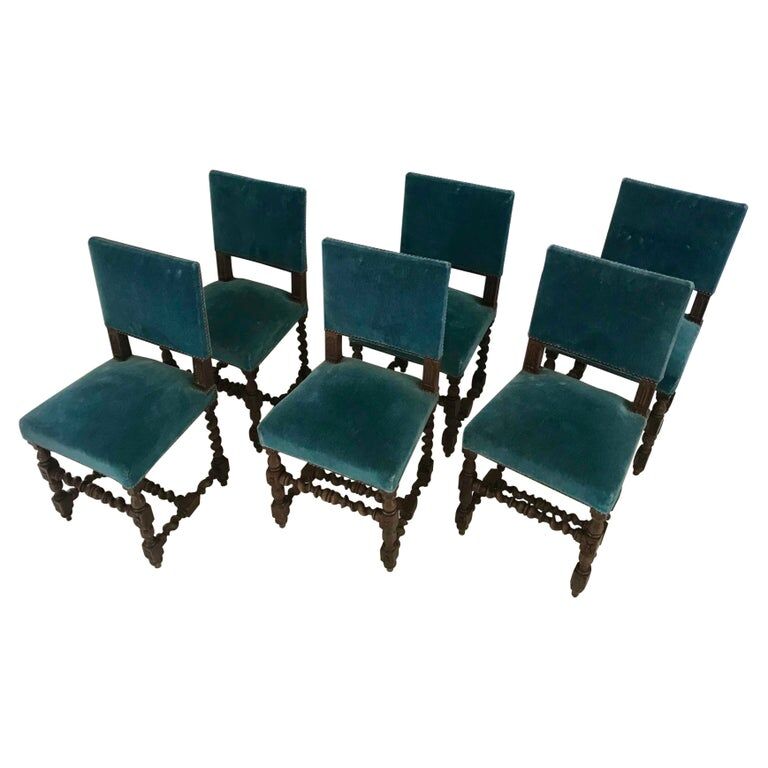 Set of 6 blue velvet chairs in Louis XIII 19th century style