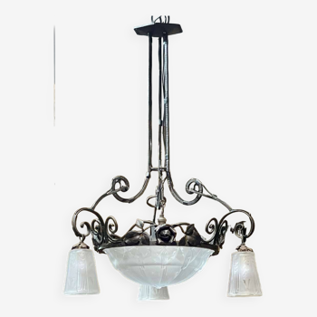 Art Deco chandelier in glass and wrought iron signed Muller Frères Luneville, 3 lights