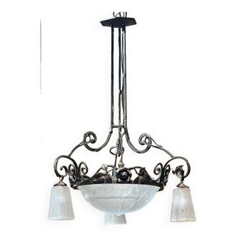 Art Deco chandelier in glass and wrought iron signed Muller Frères Luneville, 3 lights