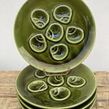 4 flat plates Gien tea towel pattern