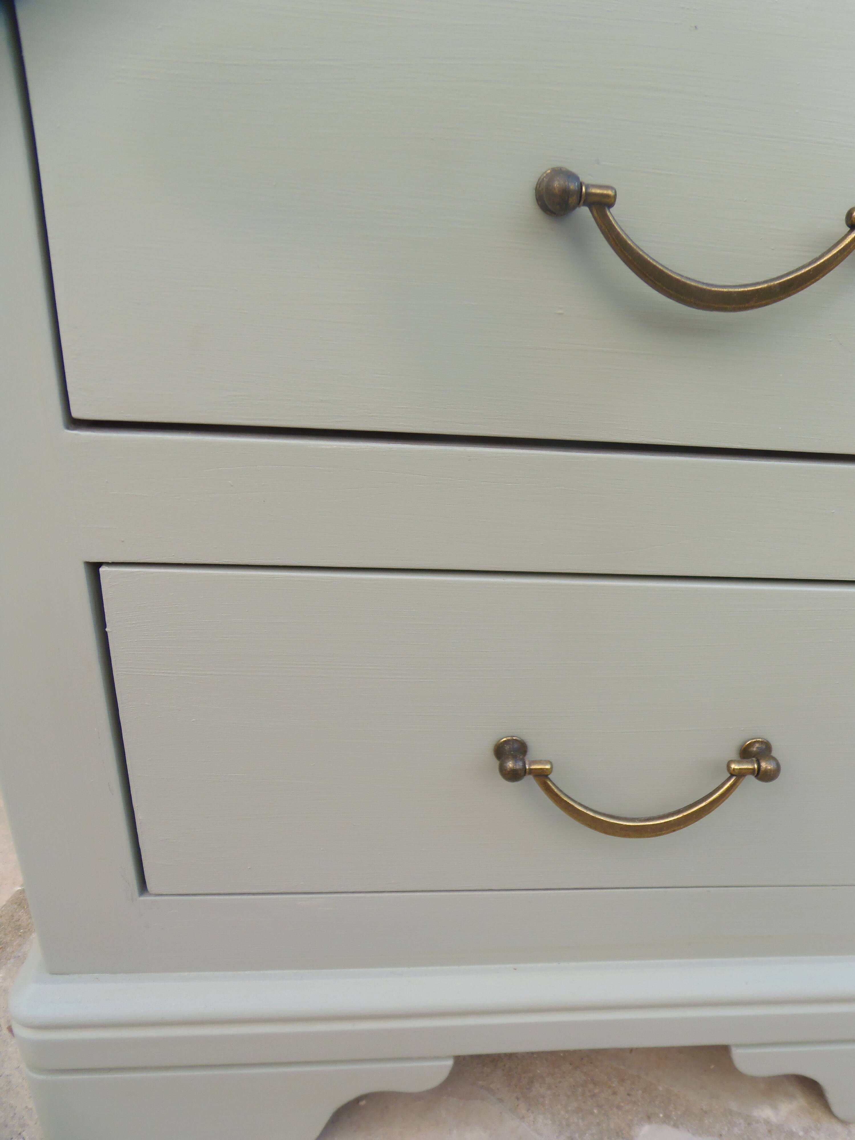 Louis-Philippe style chiffonnier in grey-green, wooden top.