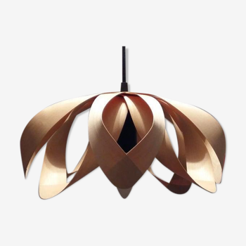 Pendant light