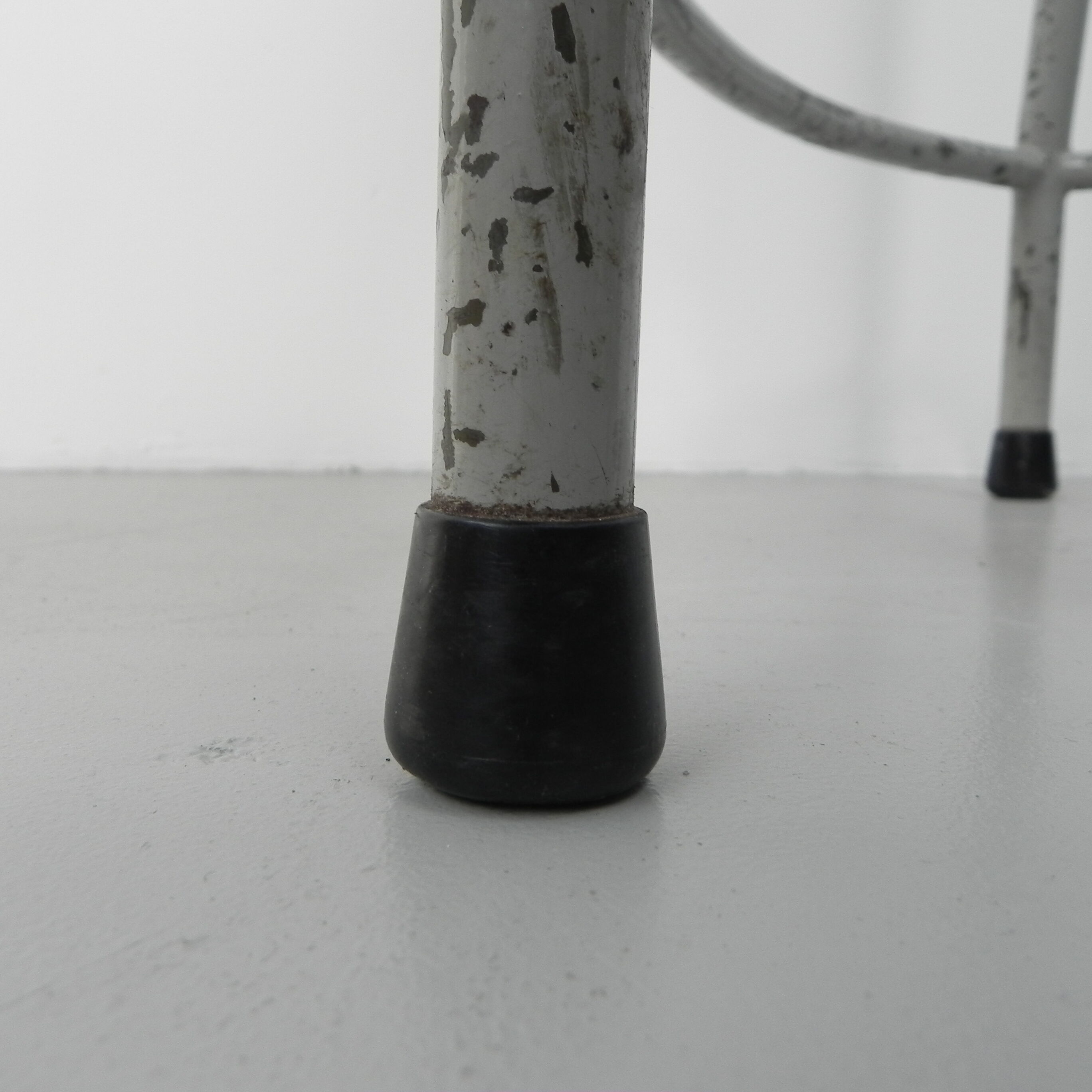 Industrial stool Ahrend de Cirkel