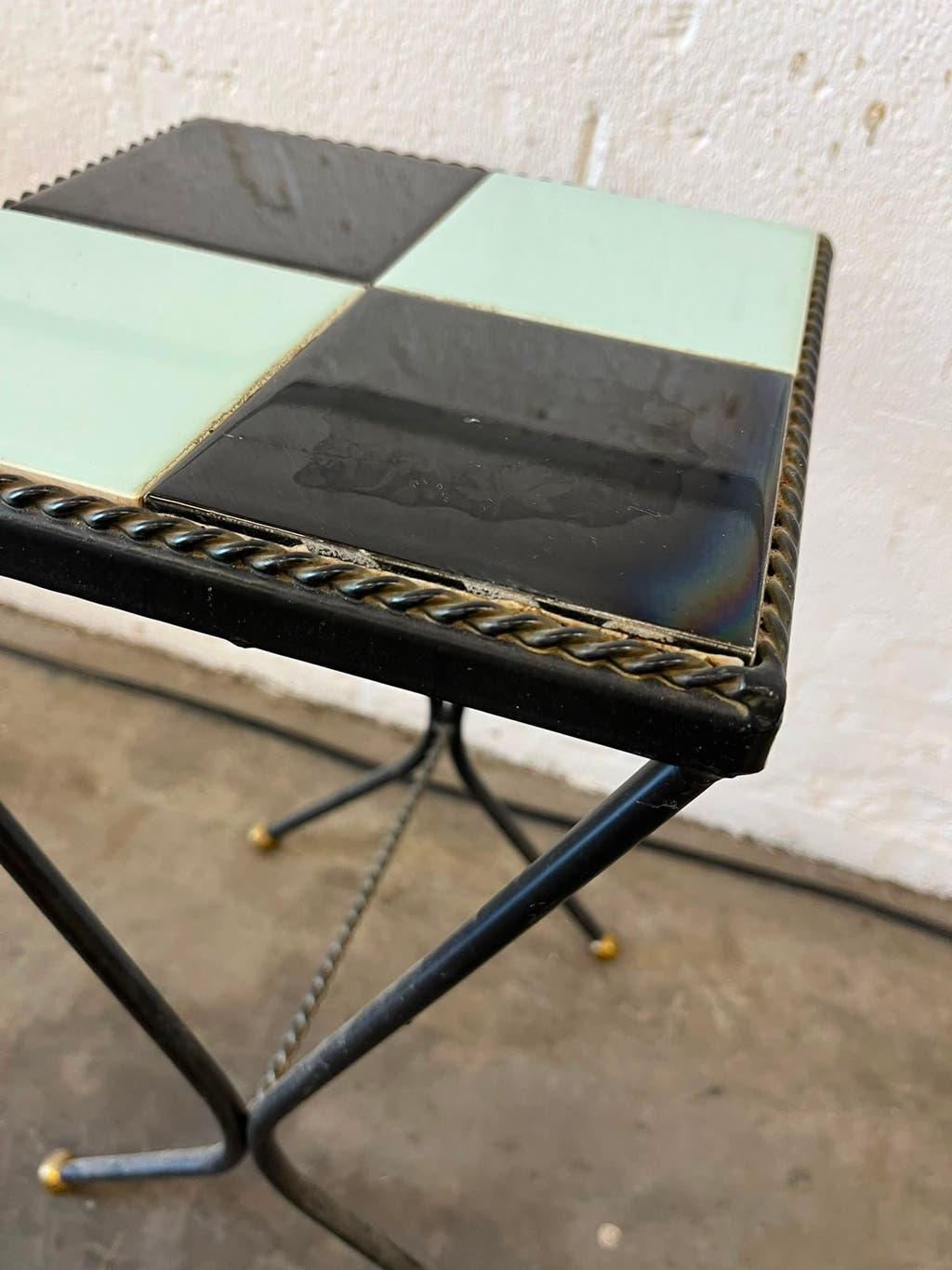 Vintage side table/plant table in mint blue and black ceramic