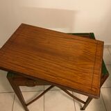 Wallet game table