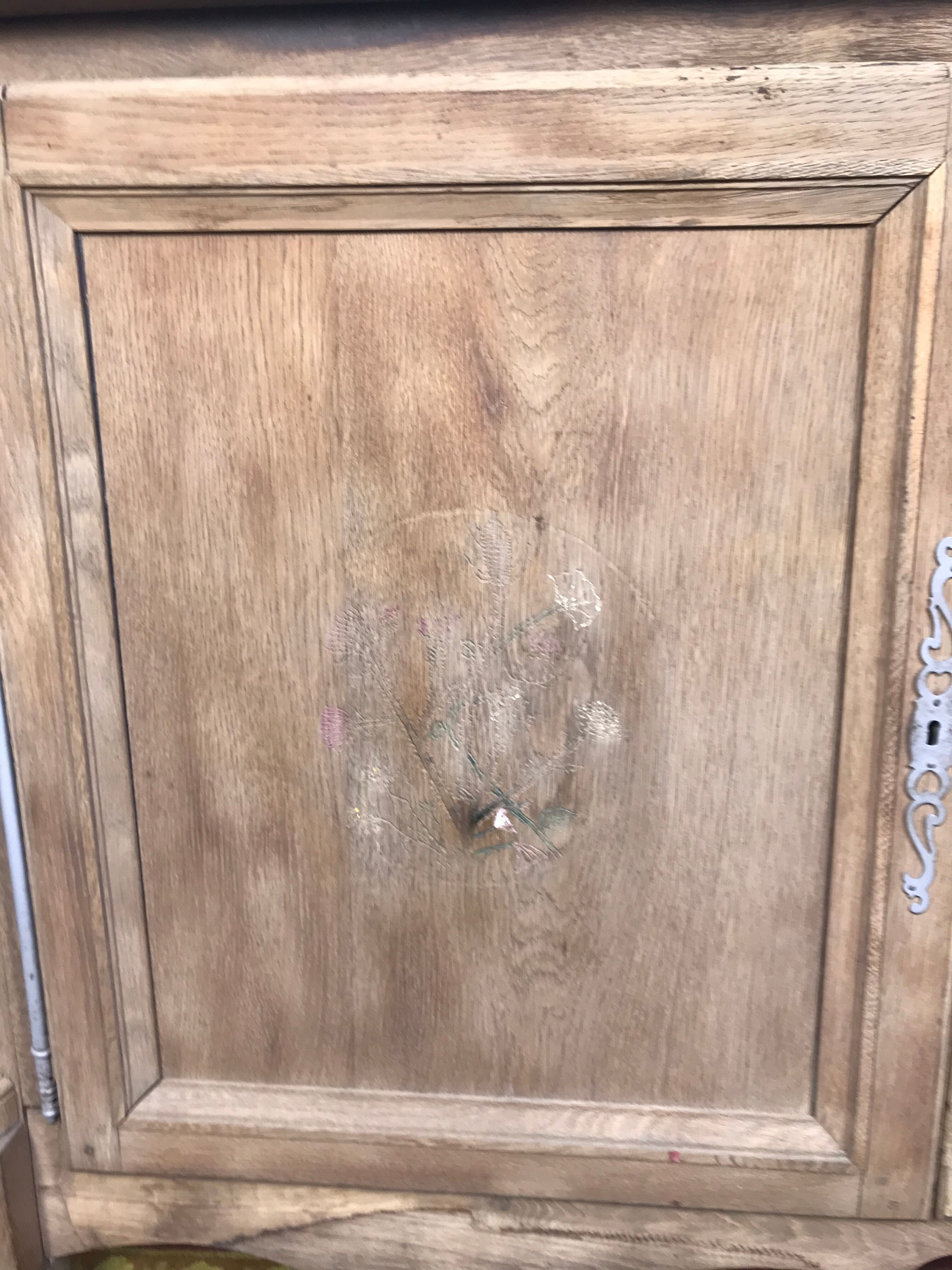 Low buffet in solid oak erased