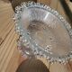 Bonbonnière sur pied en verre moulé – Décor texturé vintage