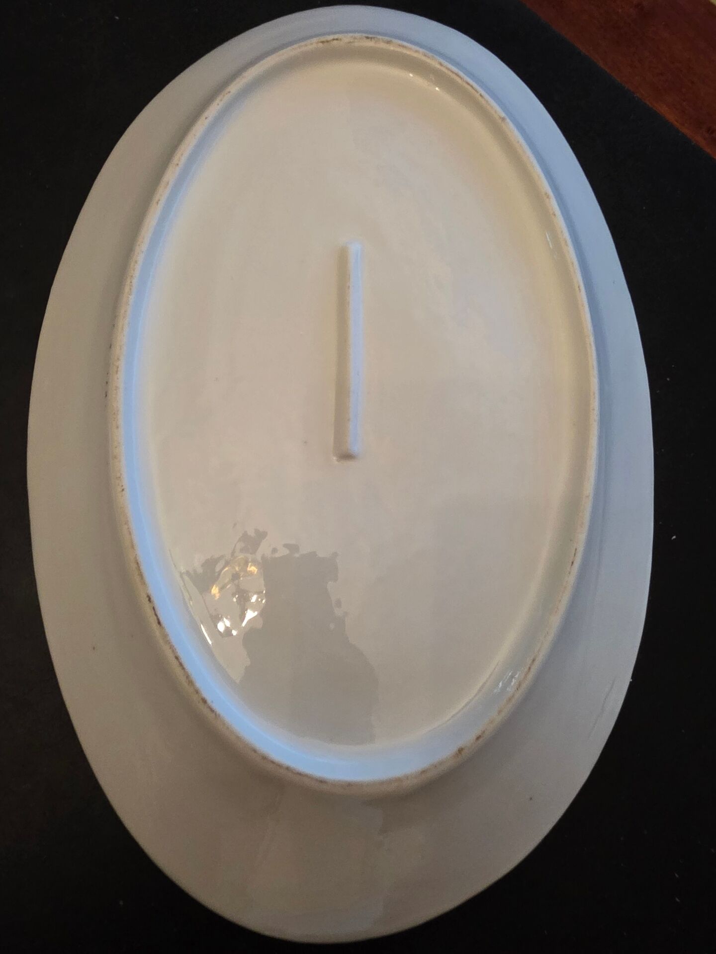 Oval plate