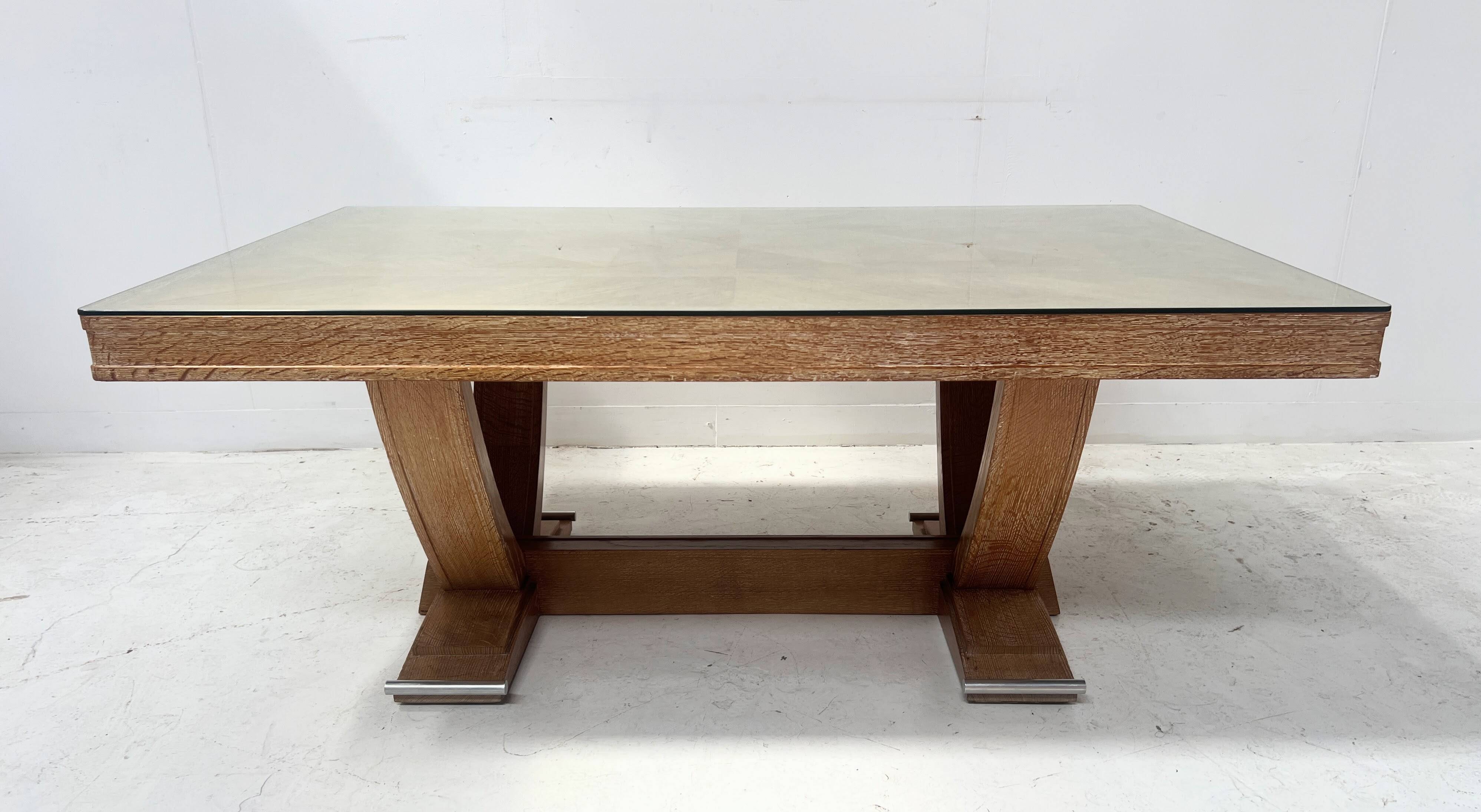 Table bureau Art Déco en chêne cérusé du XX siècle