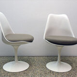 Set of Two Tulip Swivel chairs by Eero Saarinen, Knoll