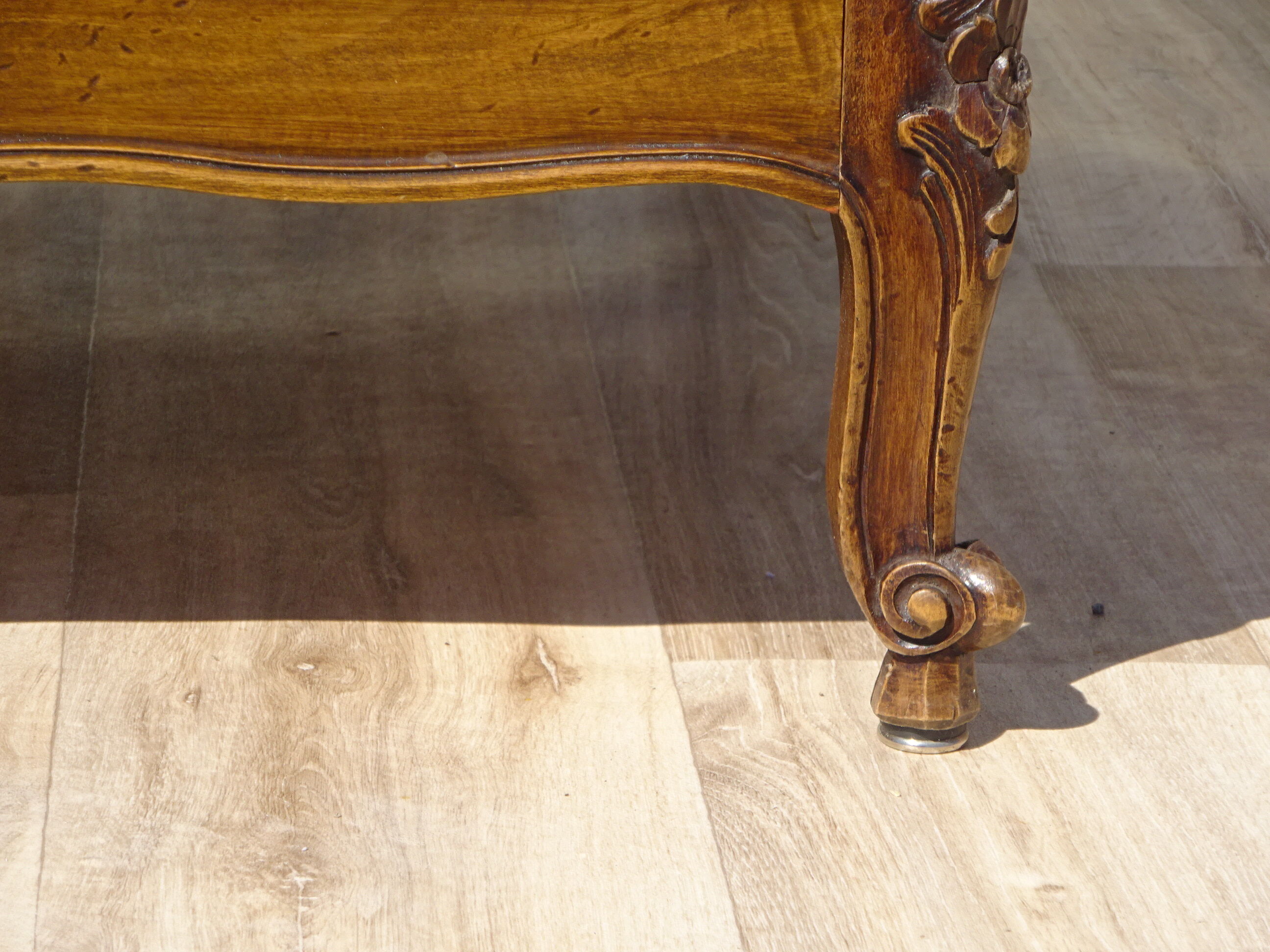 Antique sofa bed, in Louis XV style.
