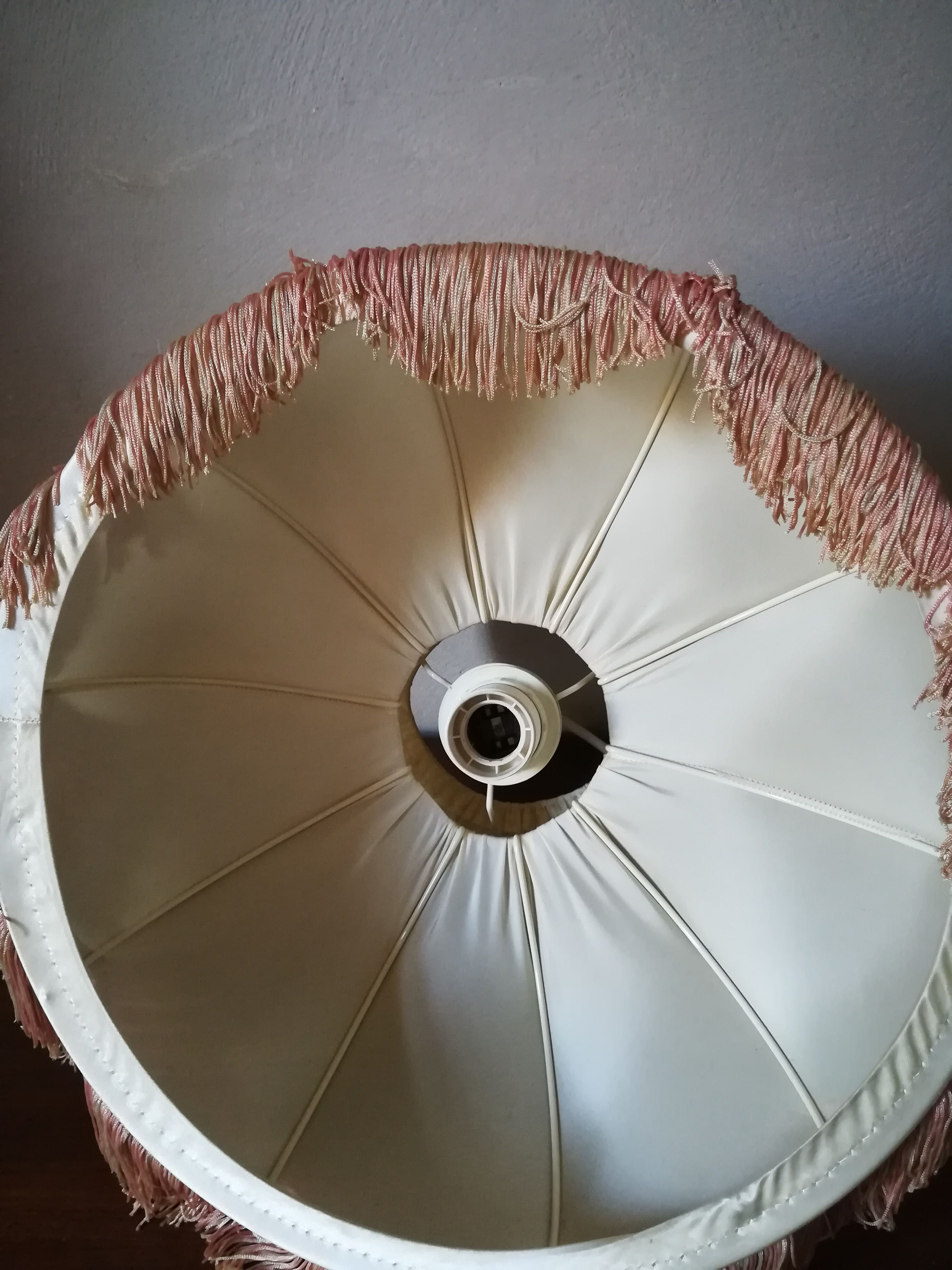 Bohemian fringed suspension