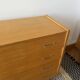 Commode pieds fuseaux