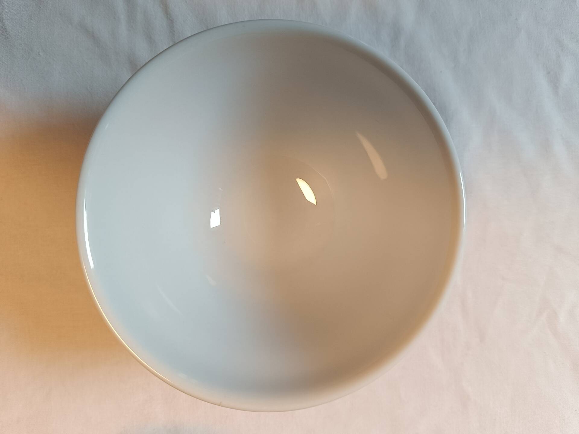 2 Basque Essor porcelain bowls