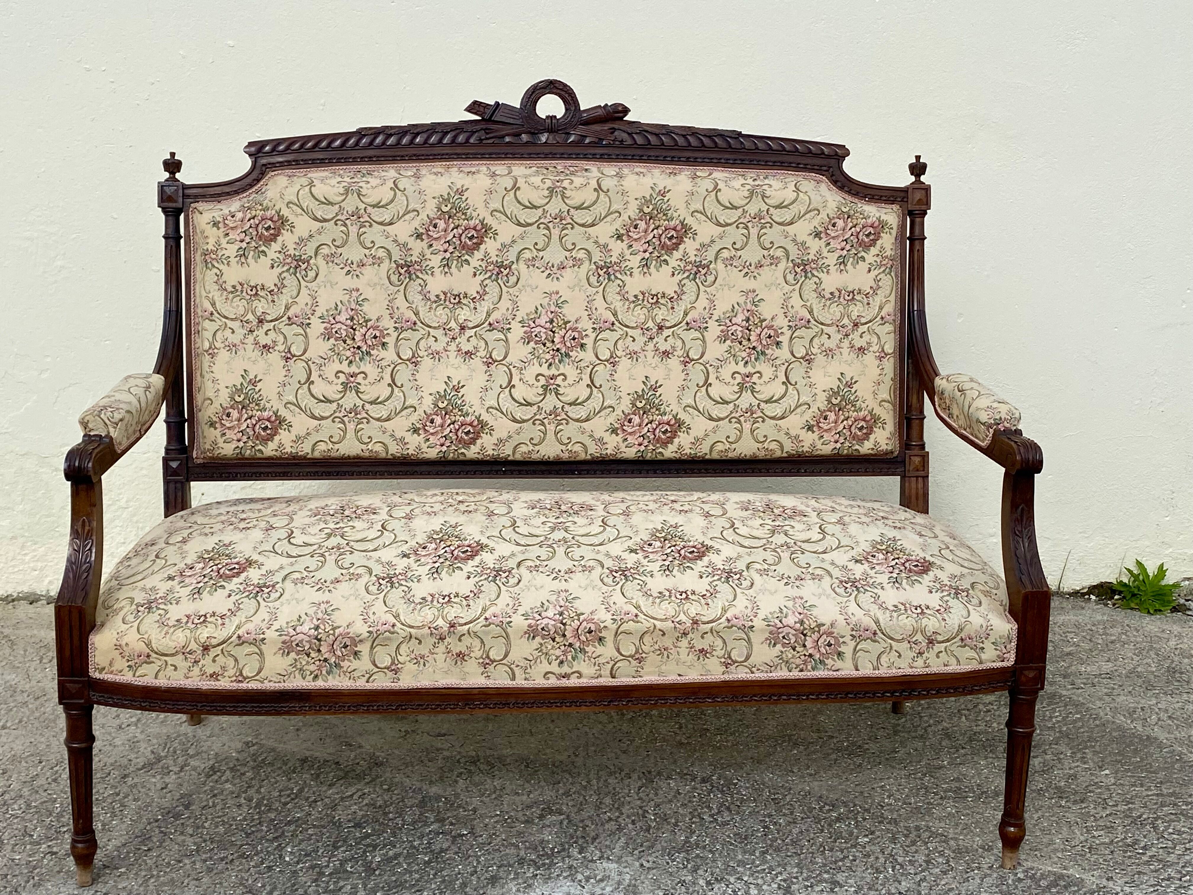 Wooden bench Louis XVI style