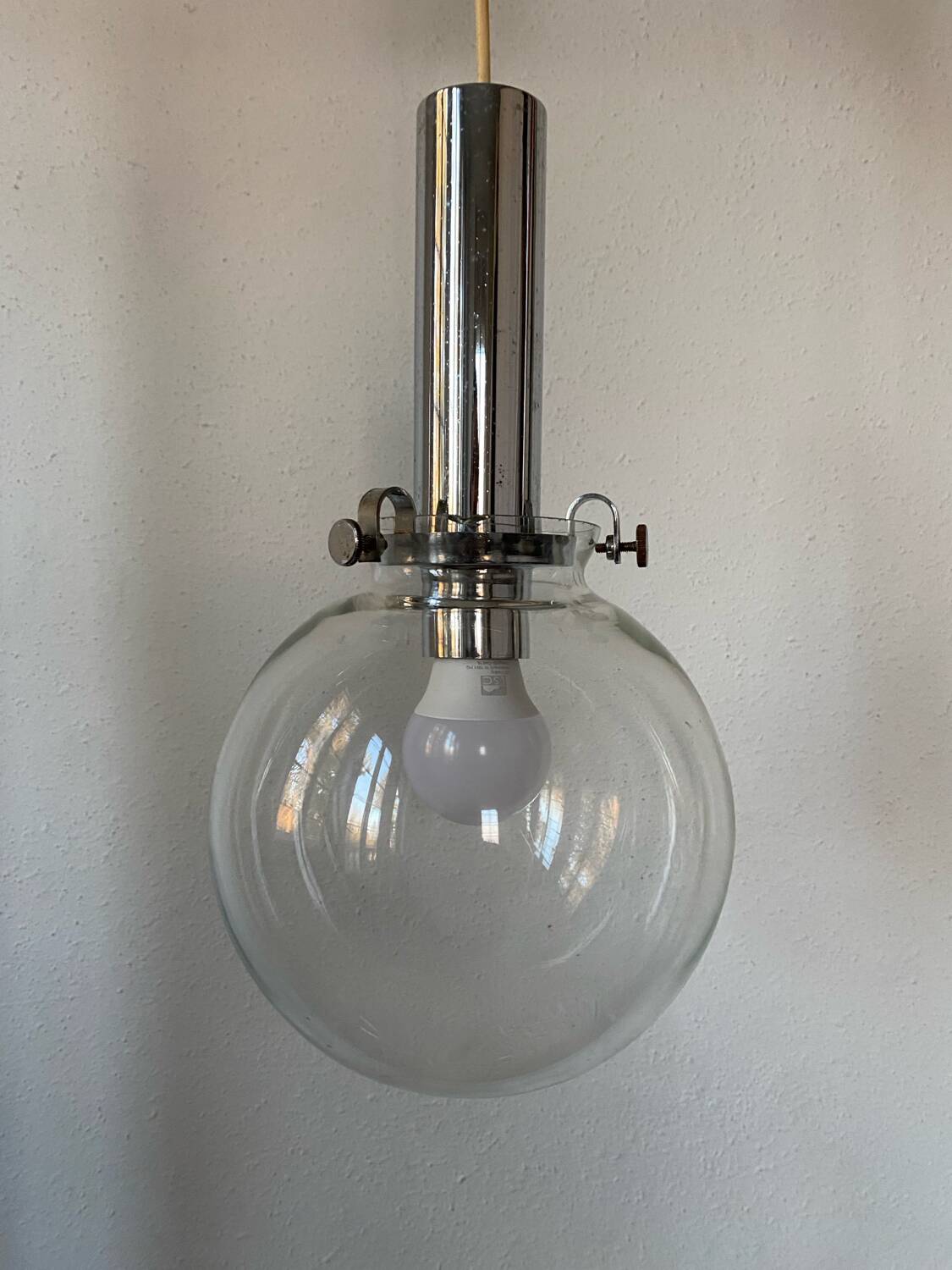 Vintage design pendant lamp globe in transparent glass