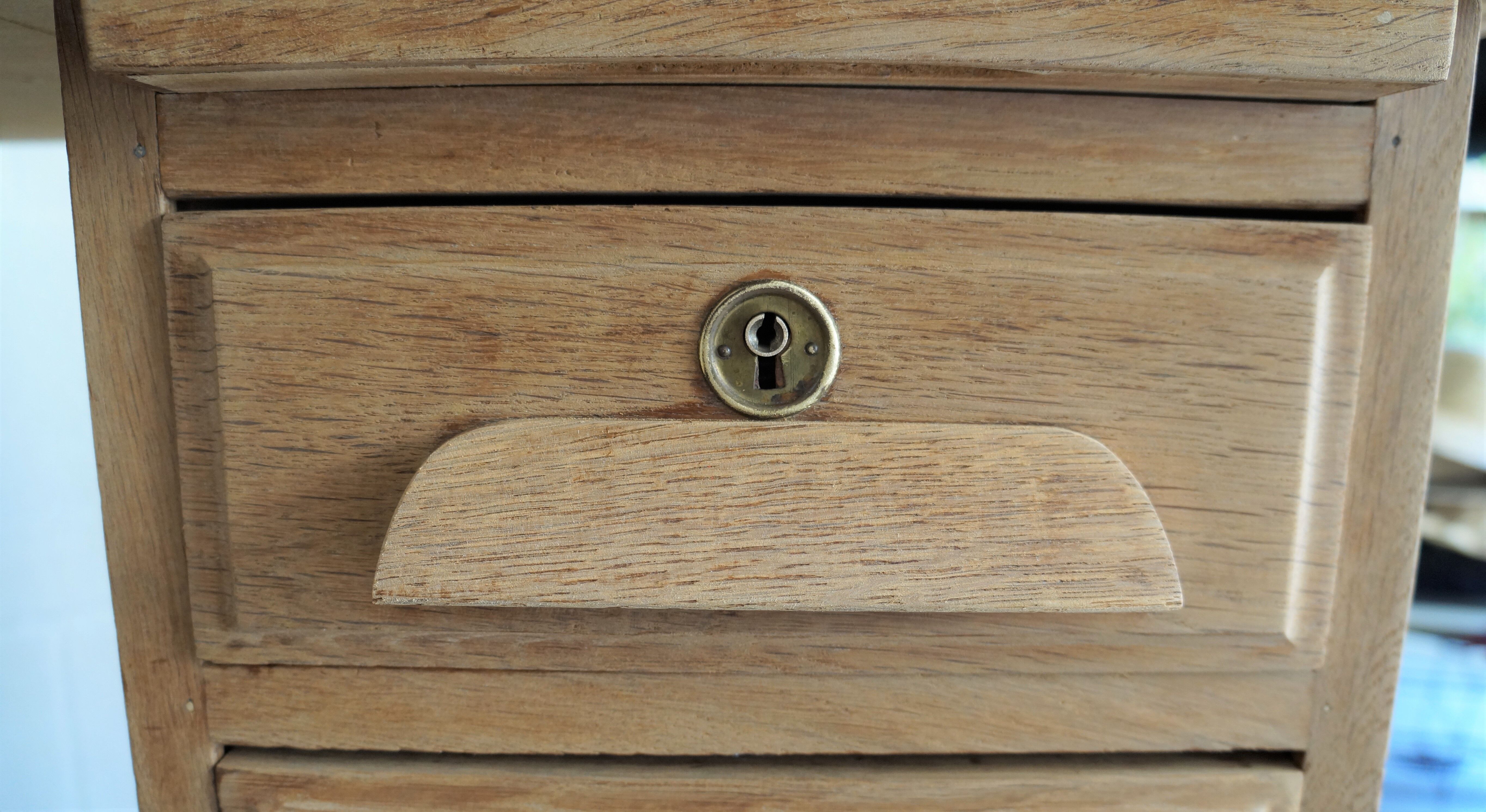 Bureau d'usine en bois annees 50