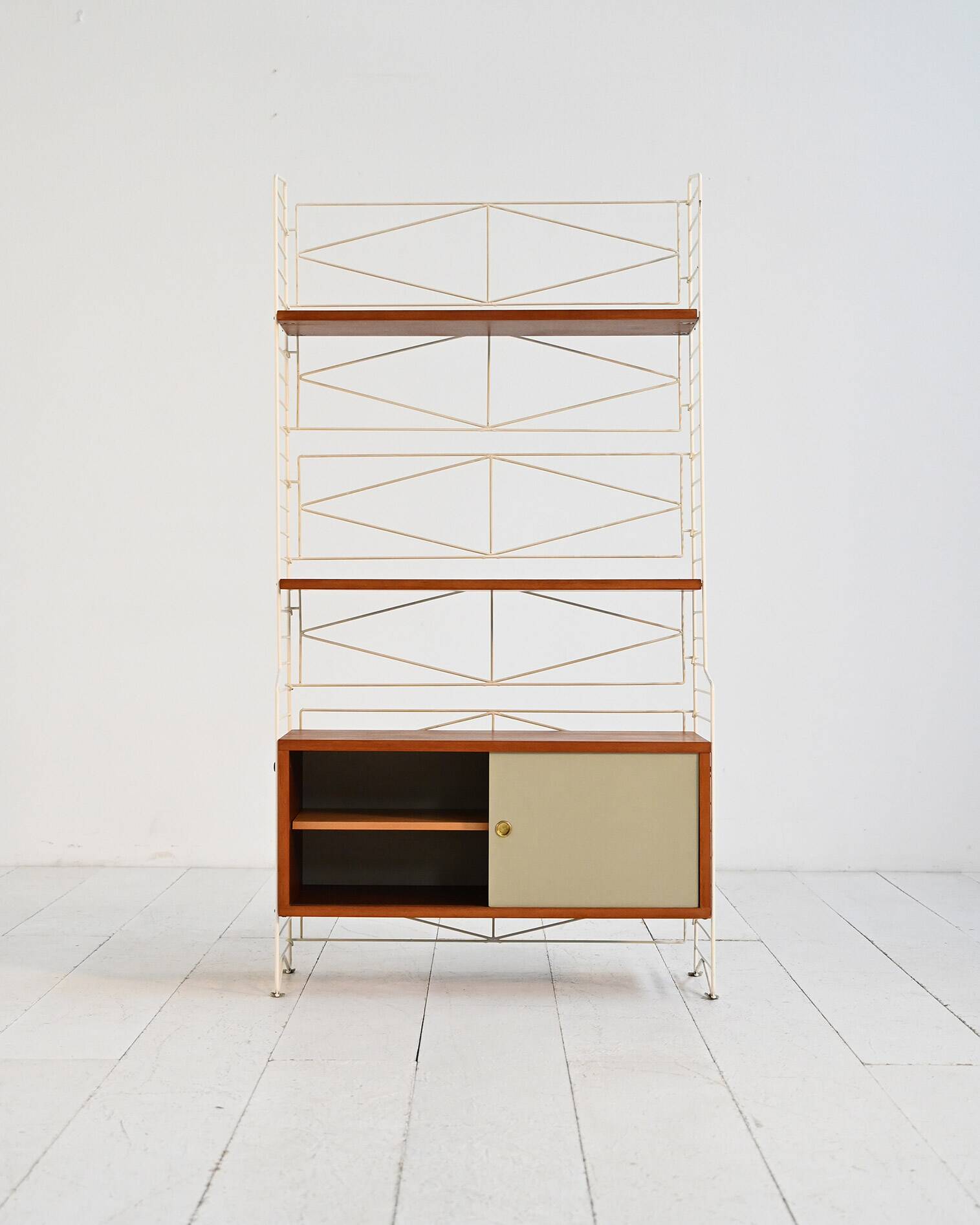 Étagère modulaire autoportante dans le style de String, années 1960
