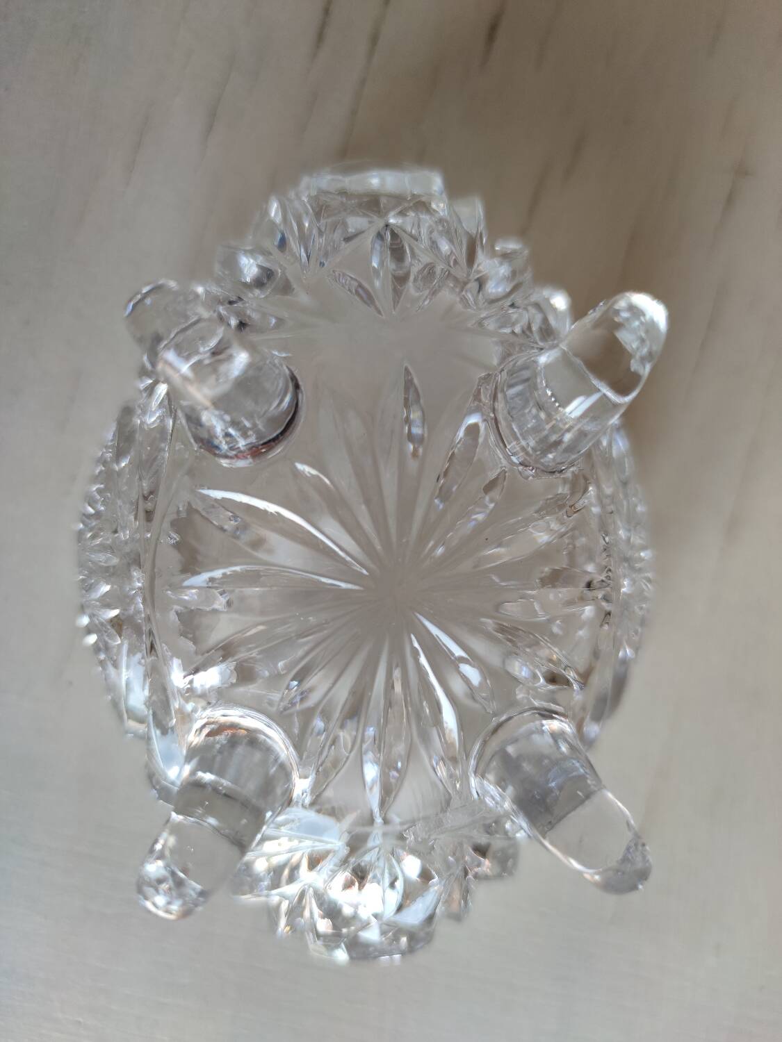 Glass bonbonnière