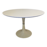 Tulip-shaped table from the 60s, Grosfillex
