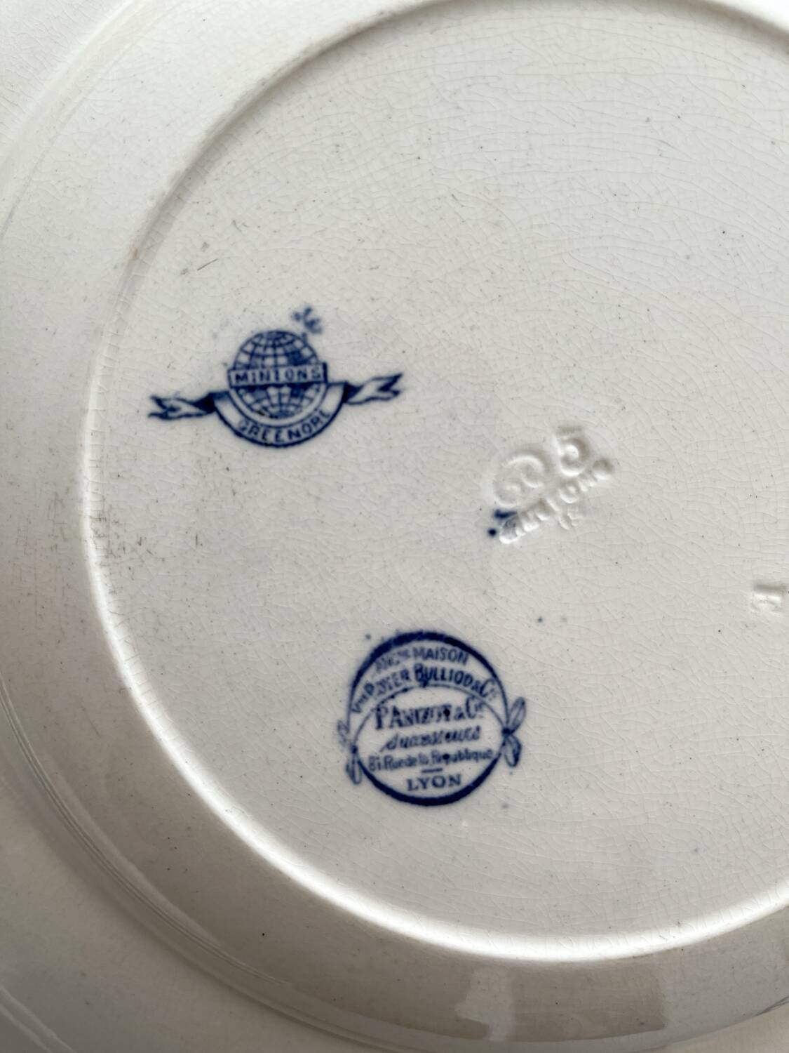 6 antique deep plates English ironstone Mintons Greenore