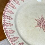 Plat ancien en porcelaine de Hiens, terre de fer