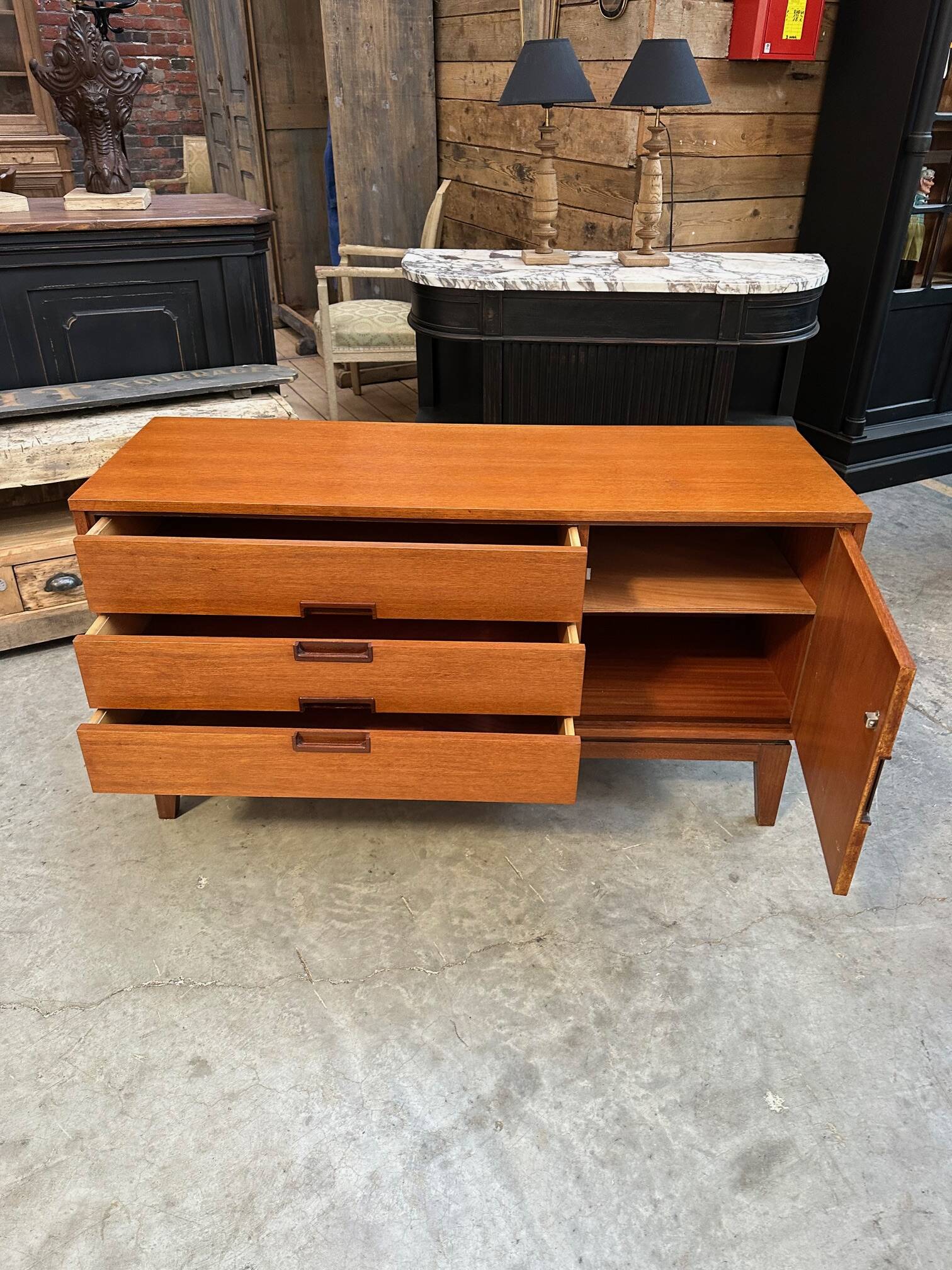 Petite enfilade scandinave en teck