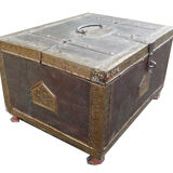 Coffre ancien bois et métal