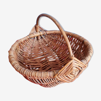 Wicker basket