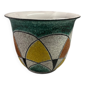 Large cache pot by Wilhem Herkenroth