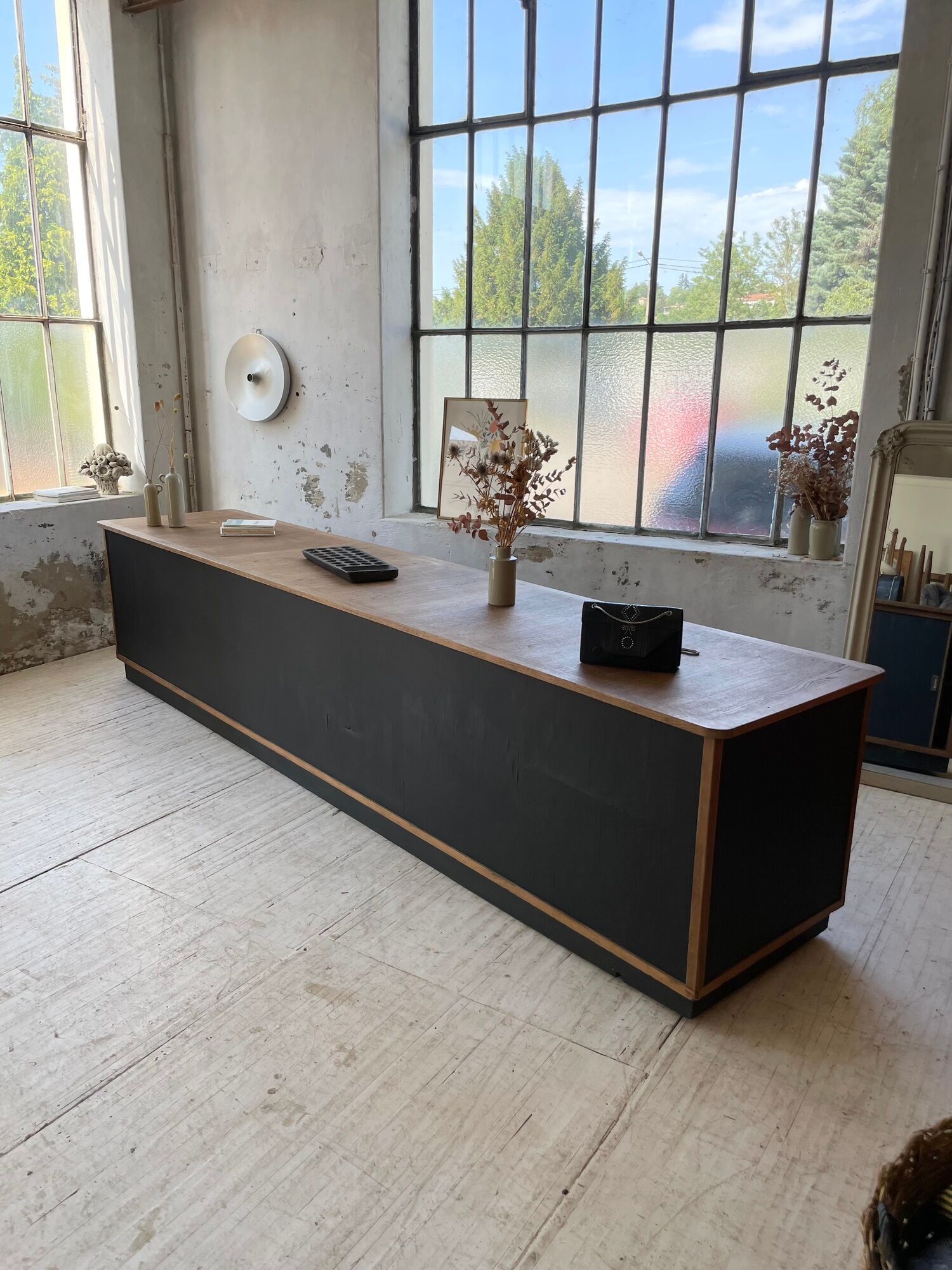 Two-sided counter sliding doors oak XXL 4m enfilade
