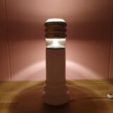 Lampadaire en verre opalin du milieu du siècle de Peil & Putzler, Allemagne, années 1960