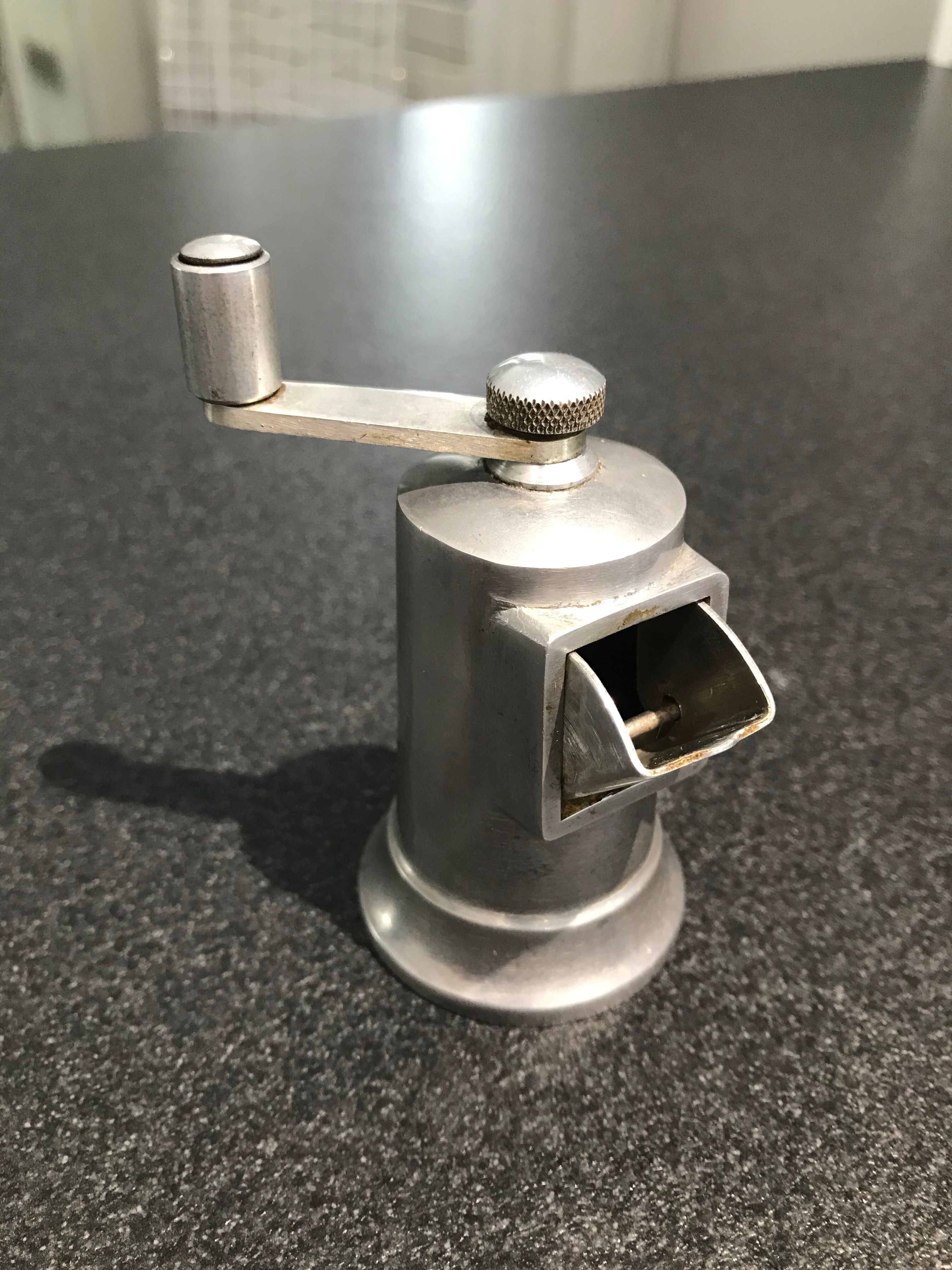 Perfex pepper crank mill