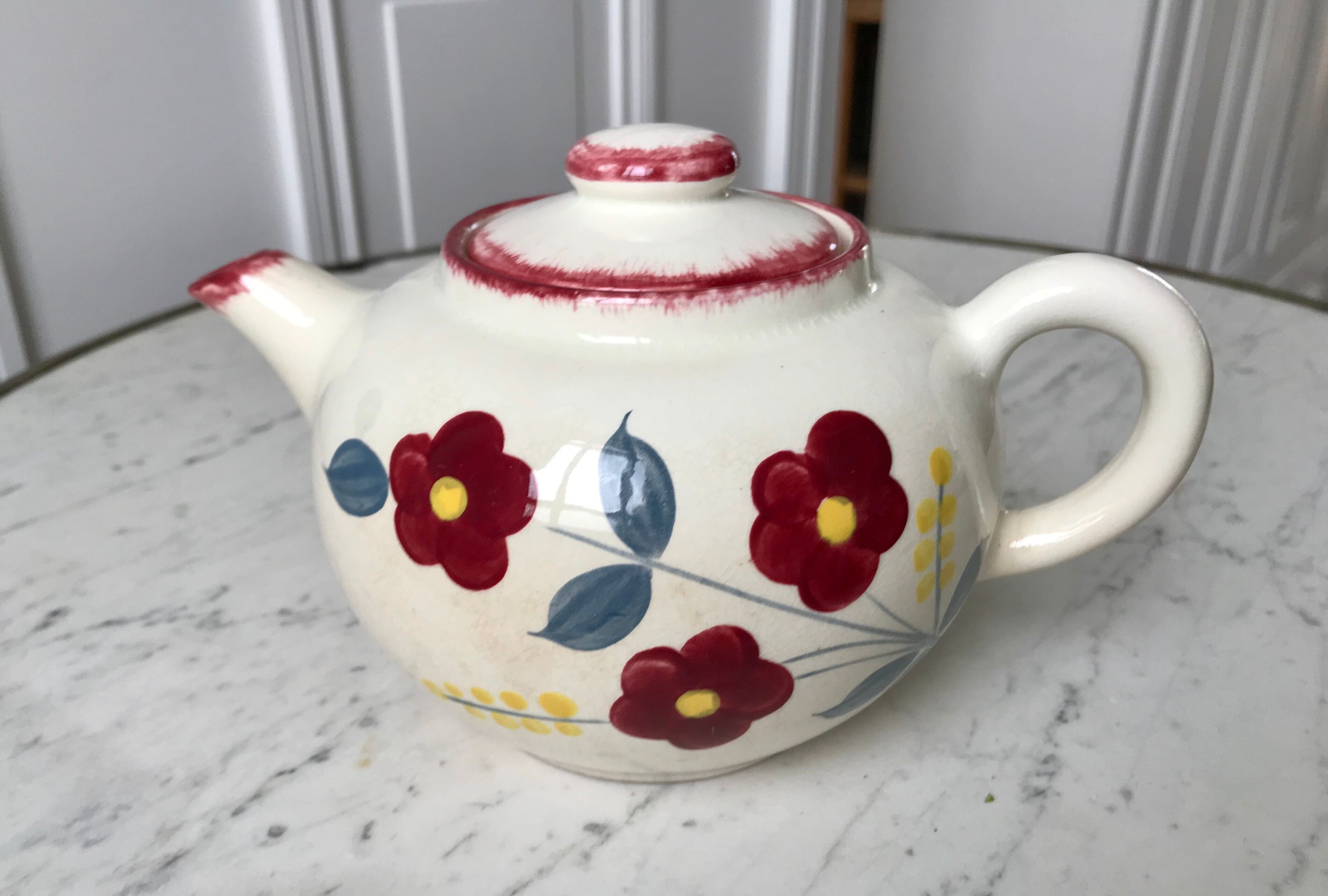Teapot Salins model "Musette" years 20-30