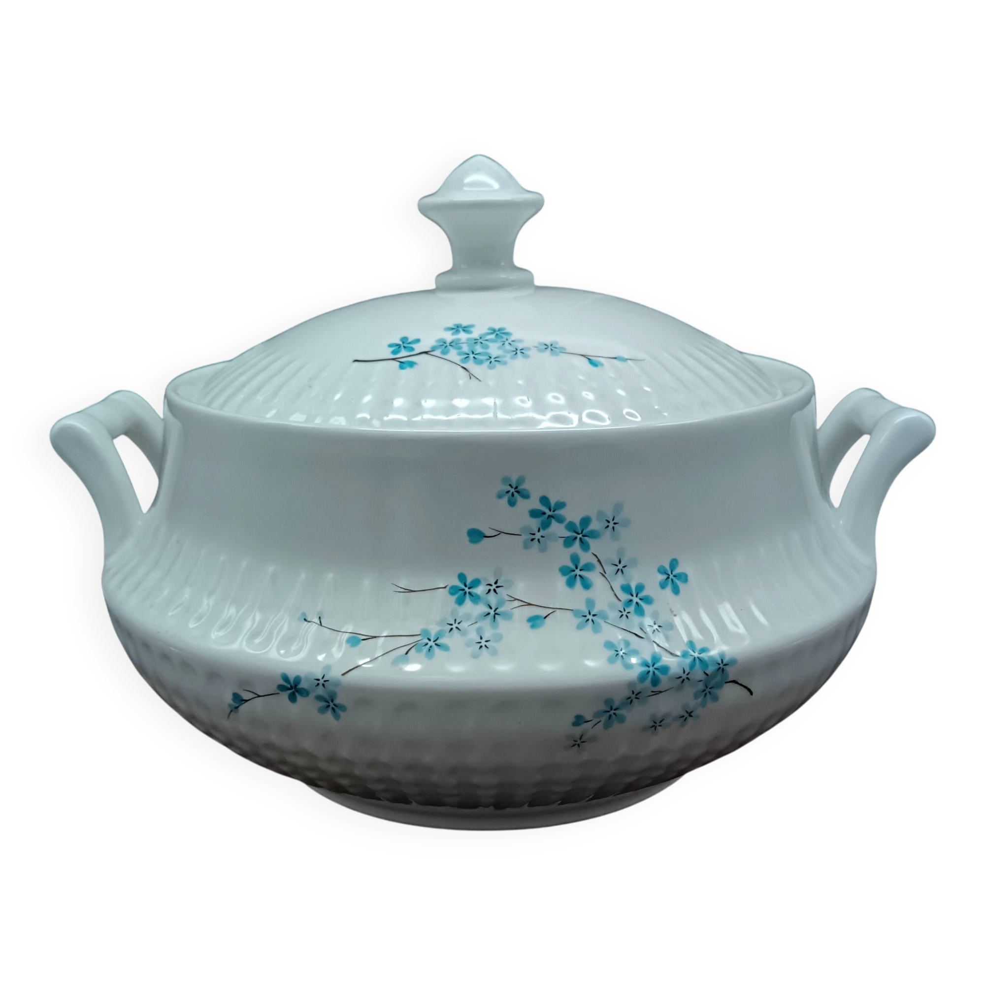 White porcelain soup tureen FD Chauvigny France, forget-me-not motif