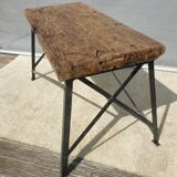 Eiffel metal base workshop with rivets