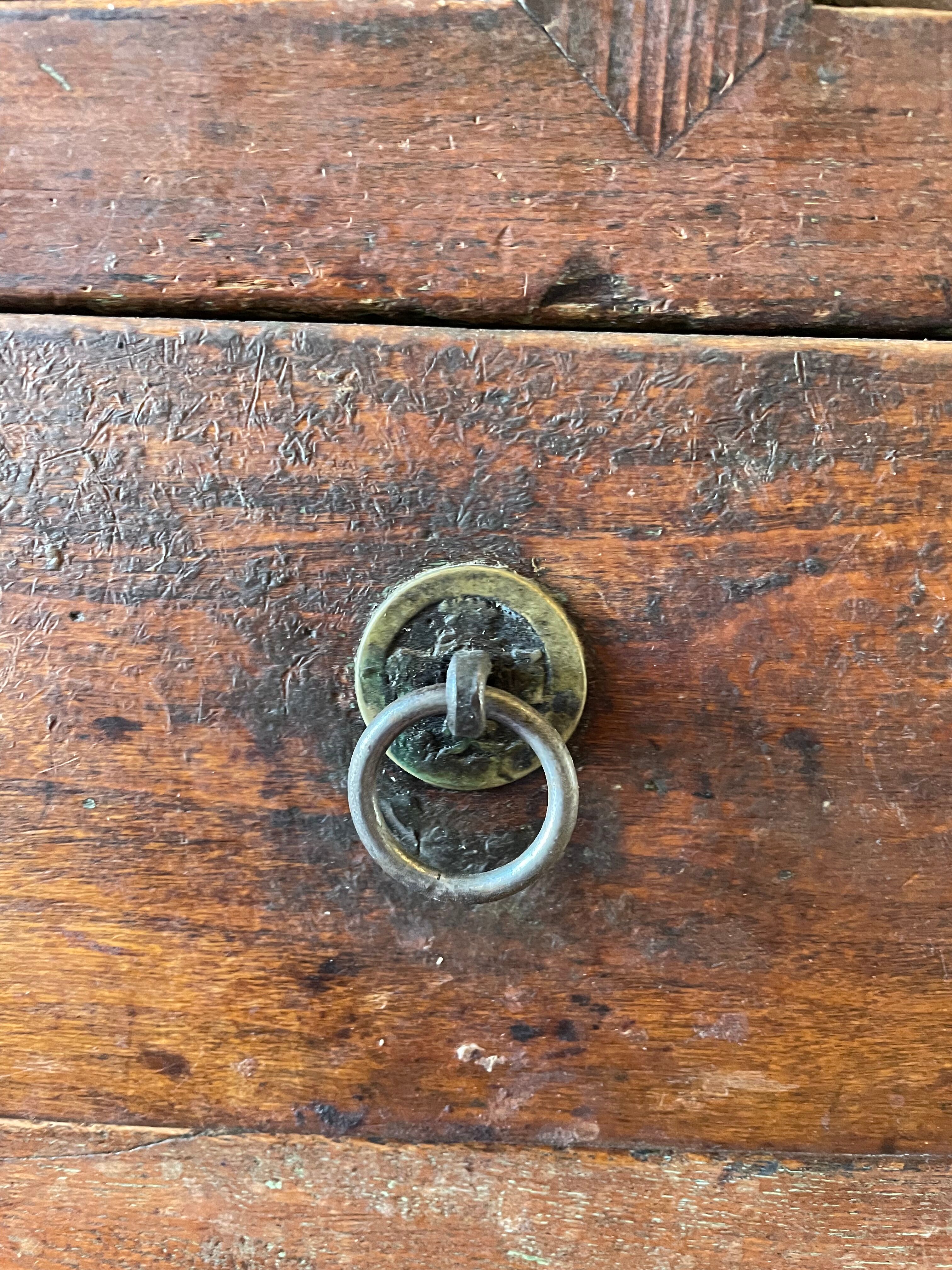 Chinese vessel cabinet 19th century in elm wood
