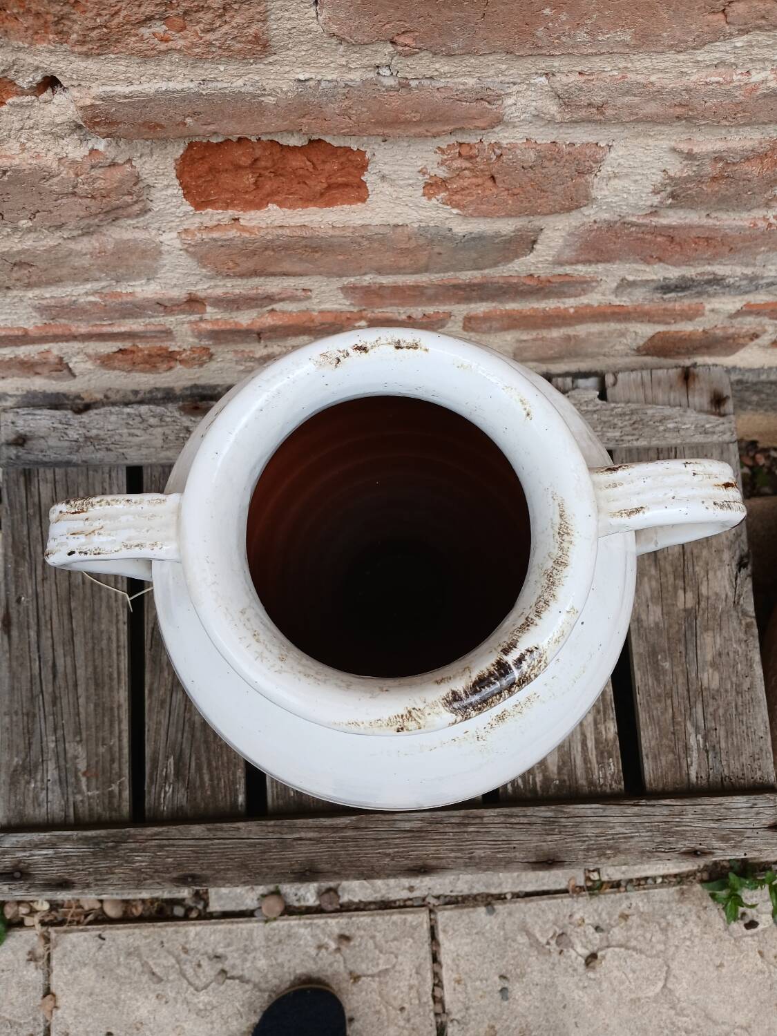 White glazed stoneware jar / pottery