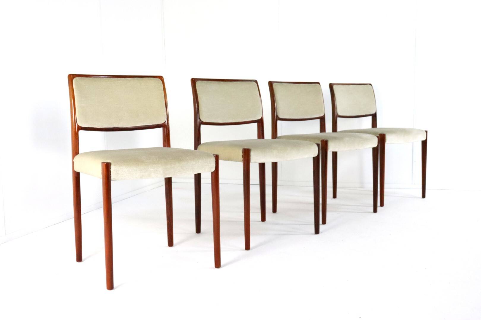 Set of 4 Niels O Möller model 80 chairs