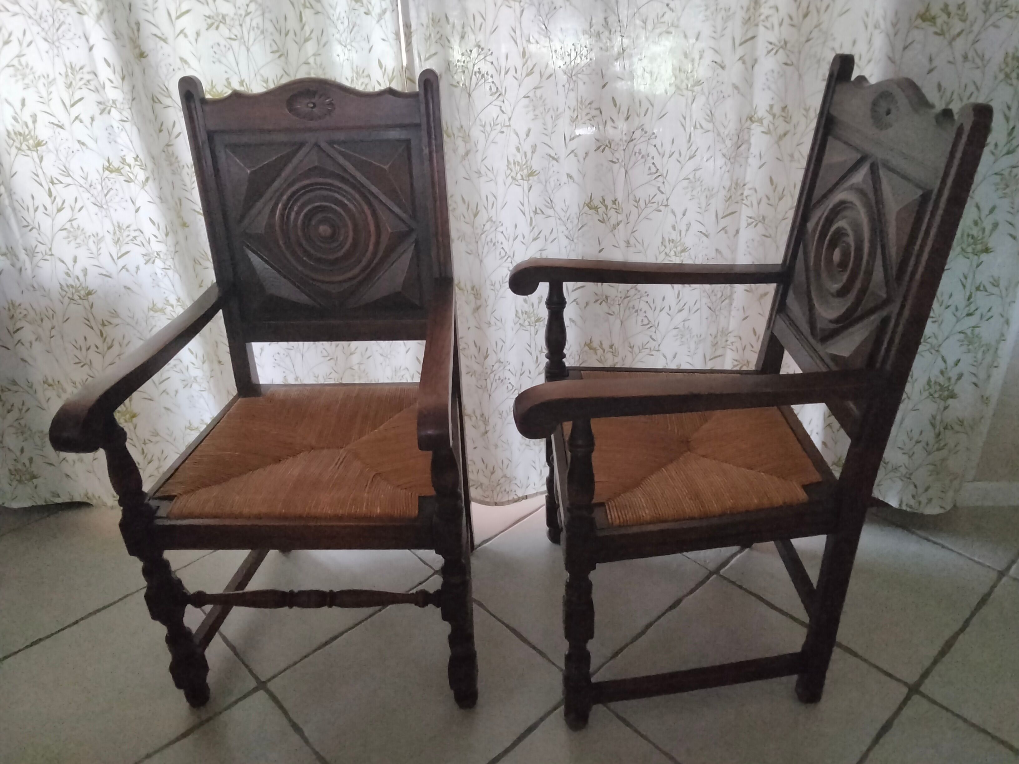 Paire de fauteuils néo basque