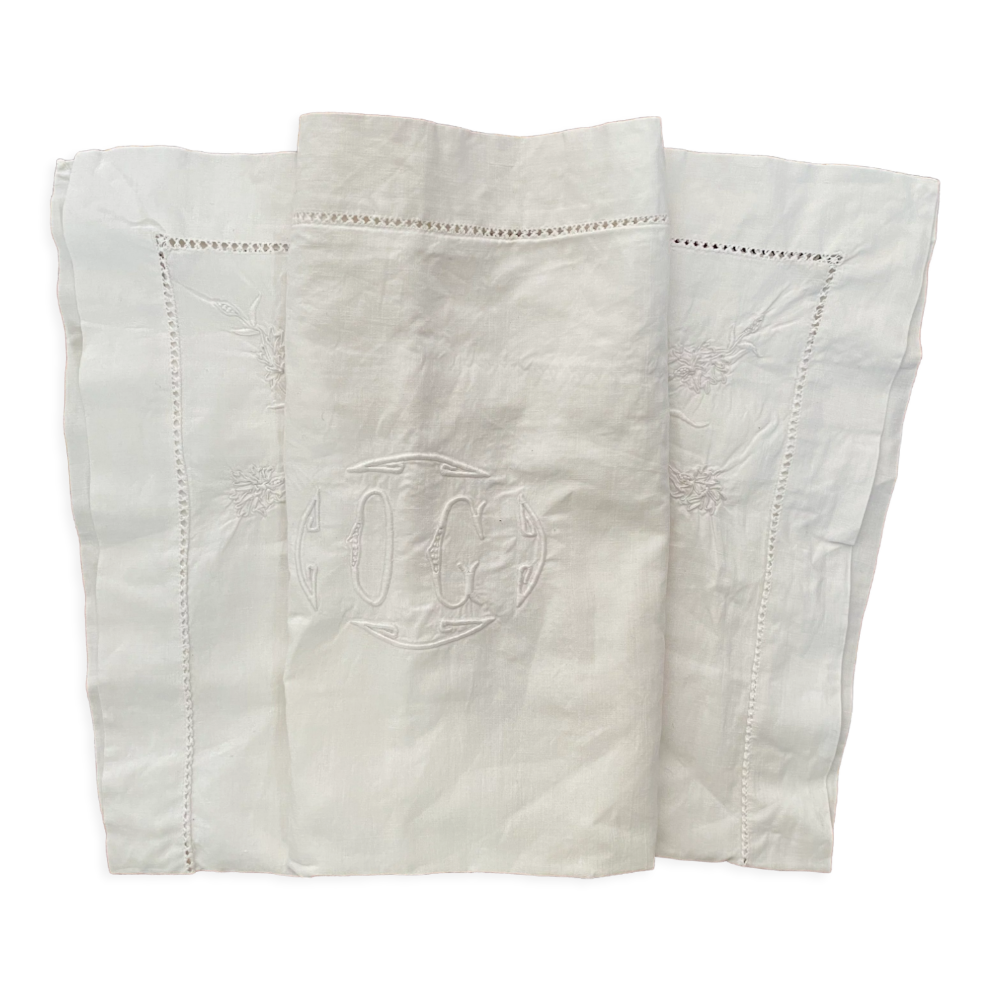 Pillowcase embroidered monogram OC