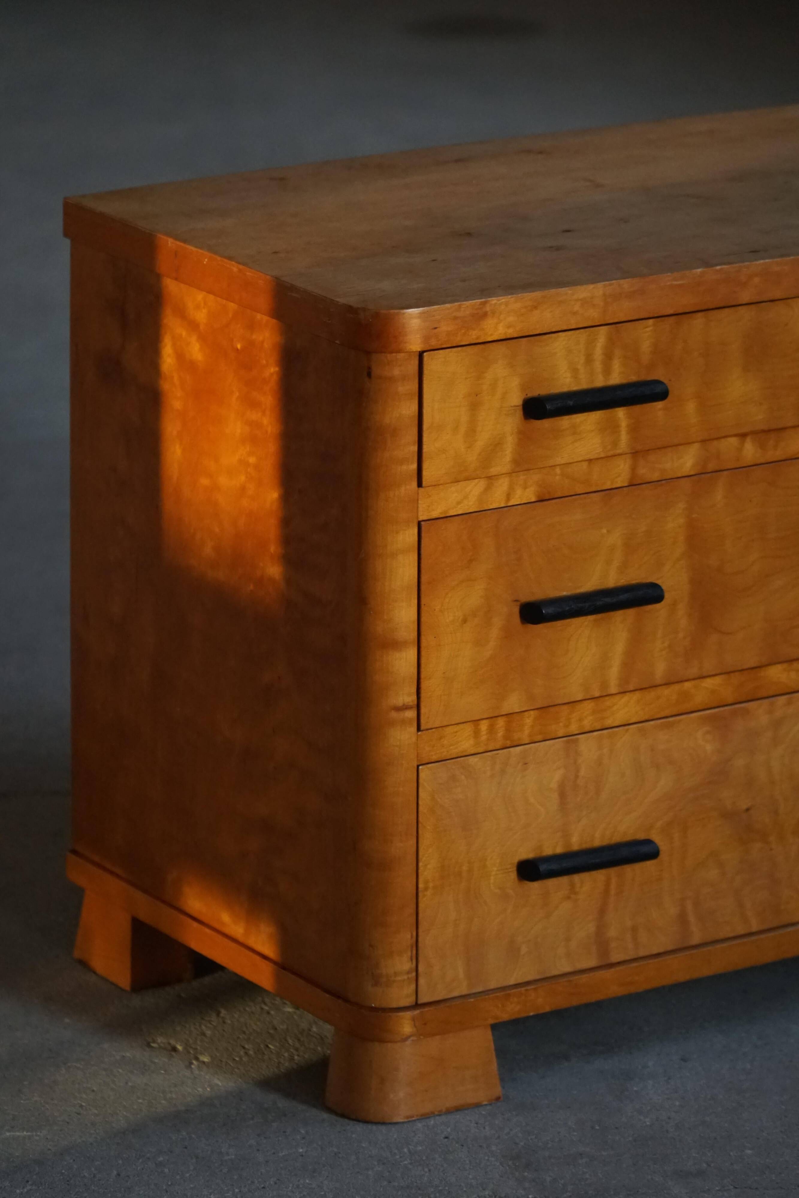 Scandinavian functionalism / Art Deco, Birch chest of drawers, 1930s–40s