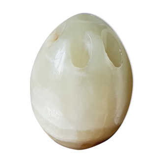 Egg pen holder in natural stone