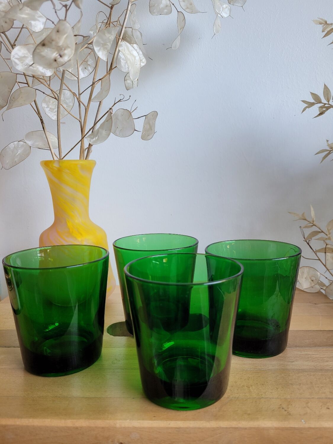 Set of 4 glasses thick bottom
