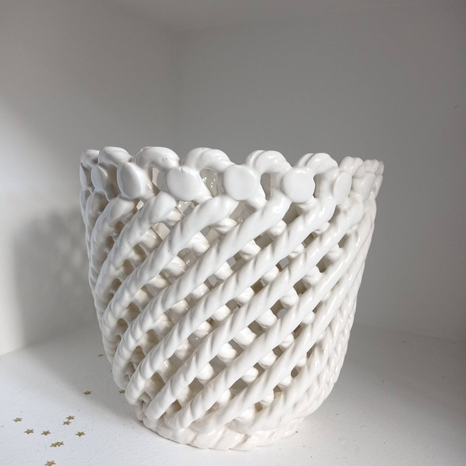 Woven ceramic planter