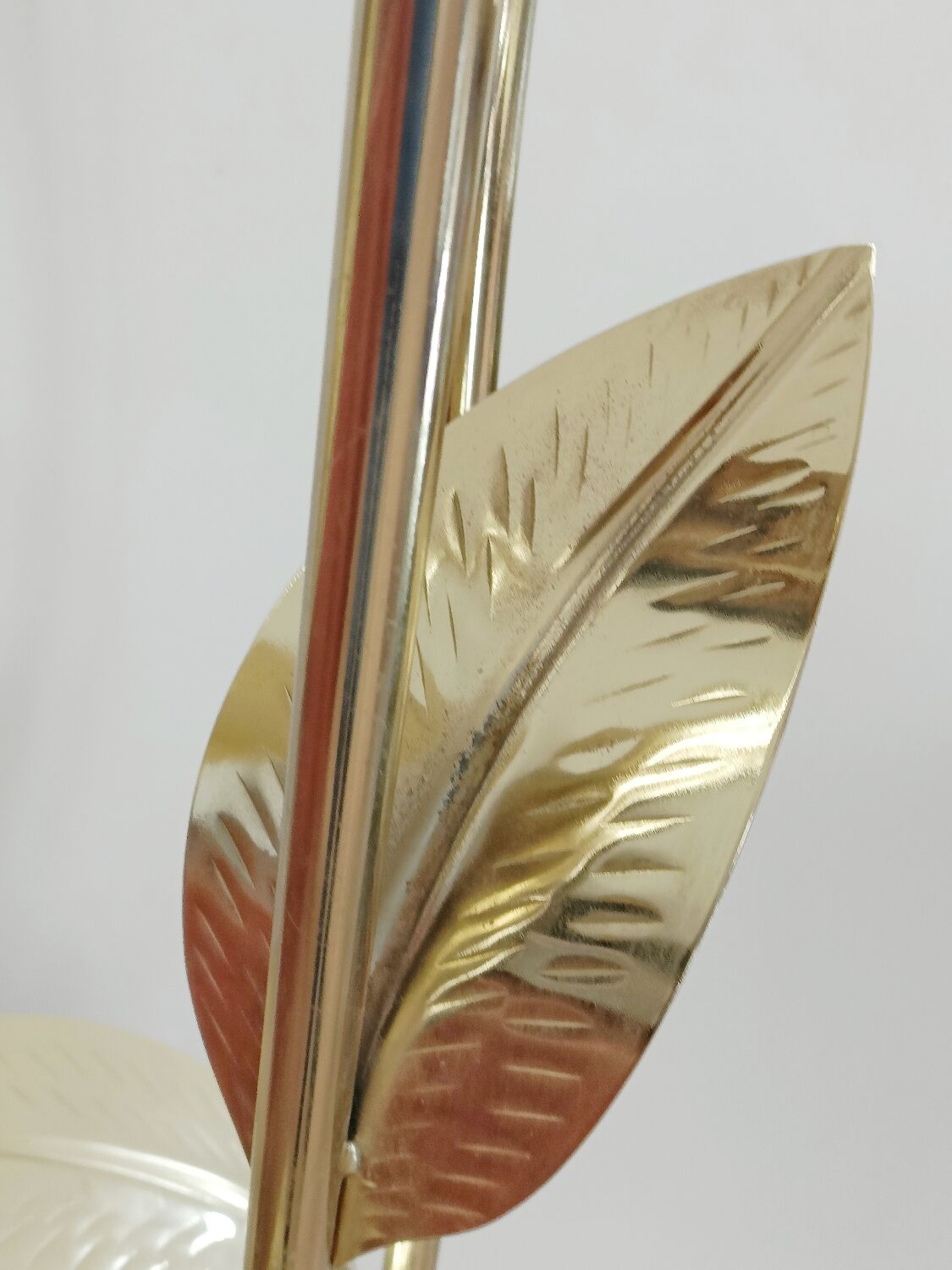 Mother-of-pearl flower floor lamp from the 70s