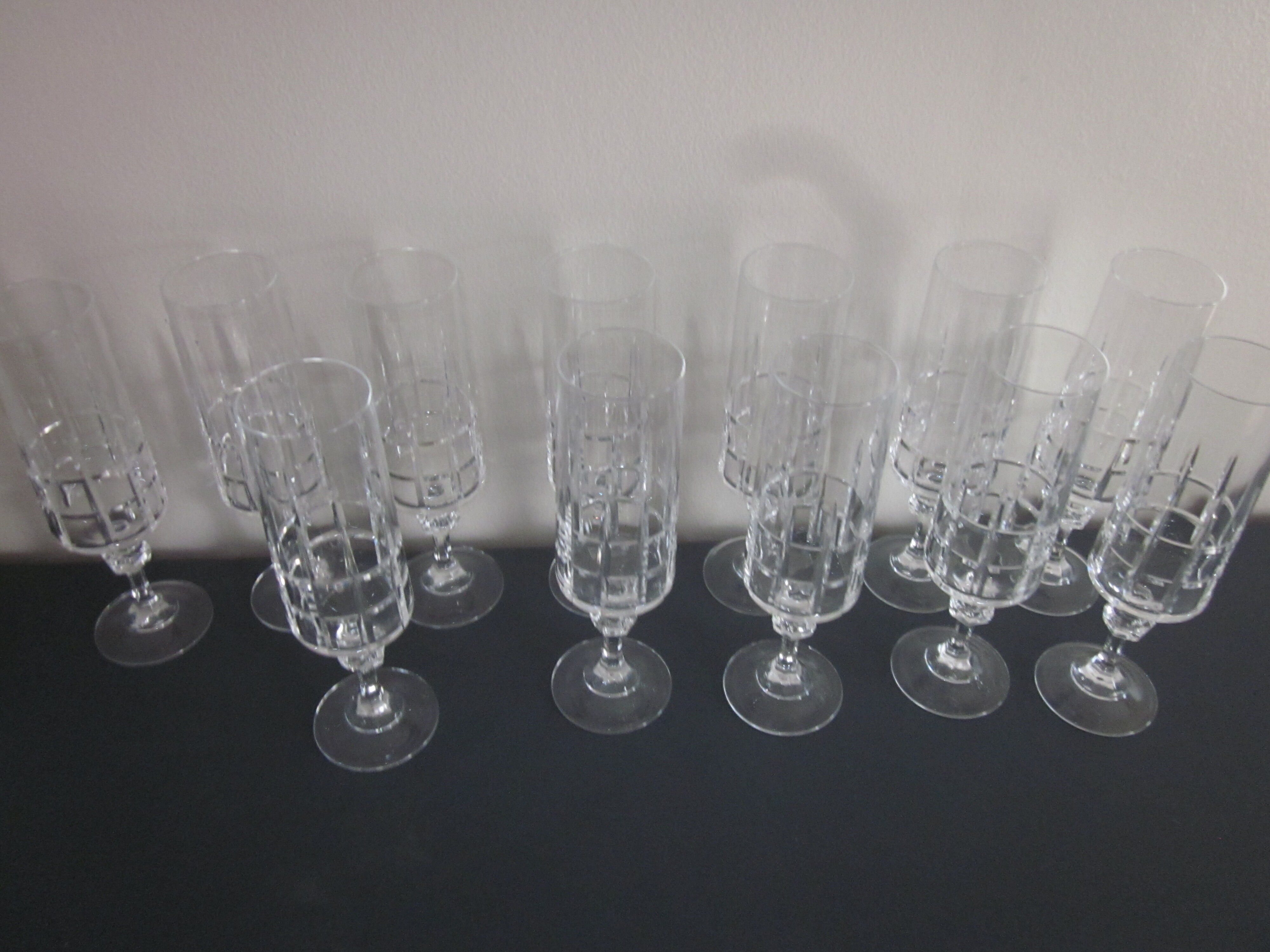 12 crystal champagne flutes