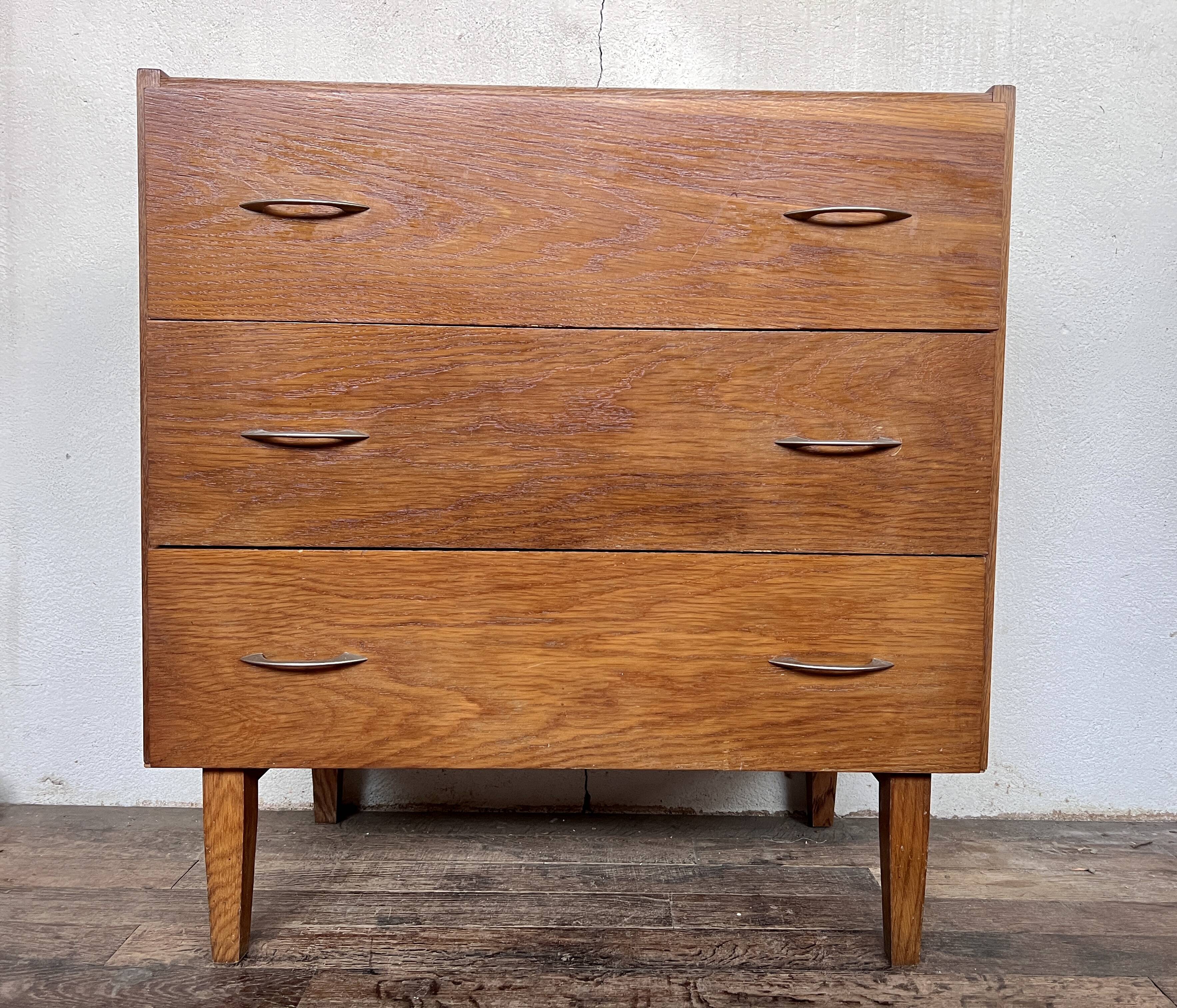 Commode vintage - chêne clair - couleur - rétro - 1950/1960 | Selency