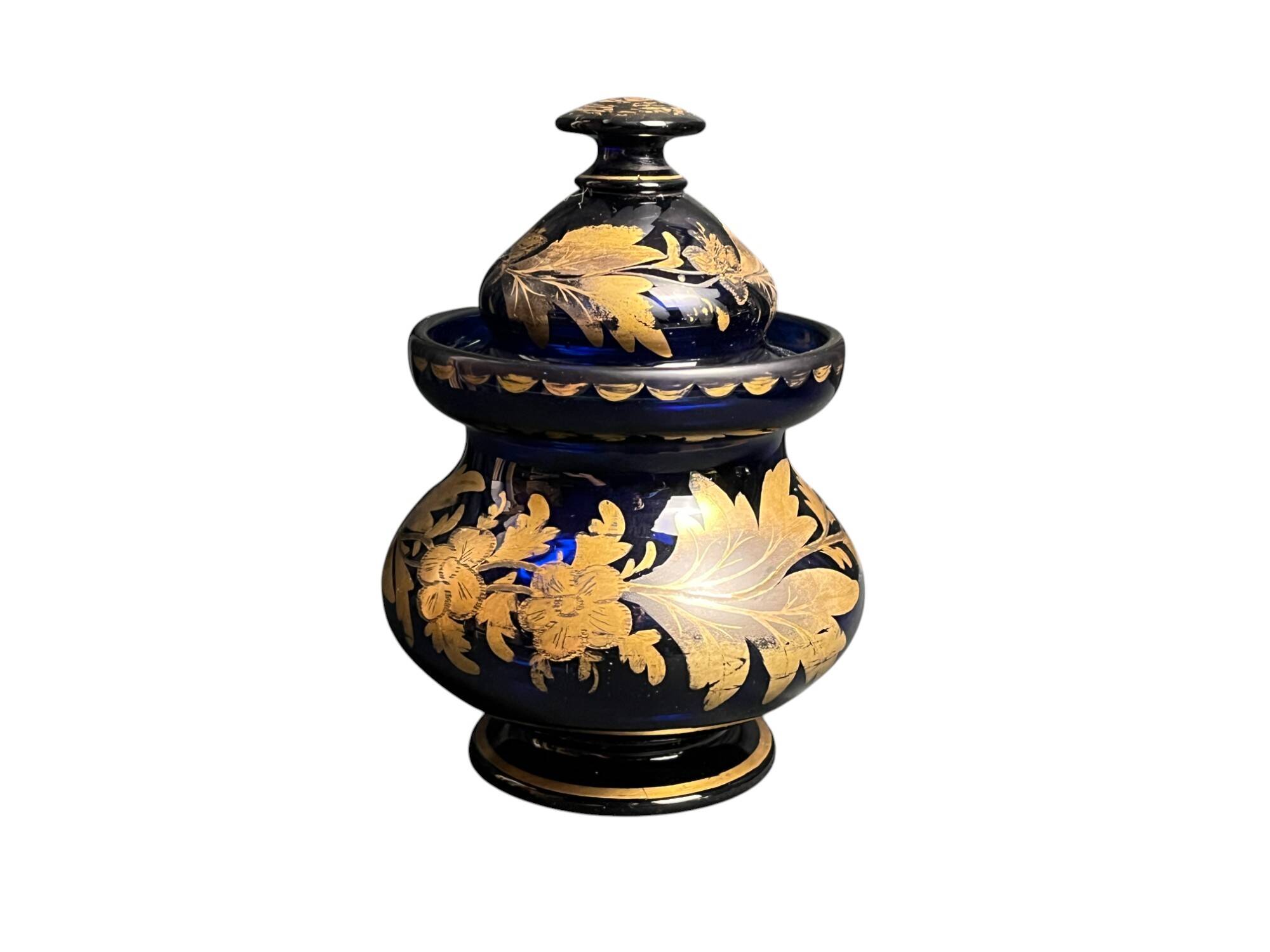 Antique covered pot or sugar bowl in blue and gold glass, early 20th century