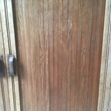 Small Parisian buffet sliding doors